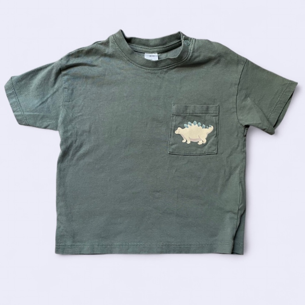 7/$20 H&M Baby Green Dinosaur Pocket T-Shirt